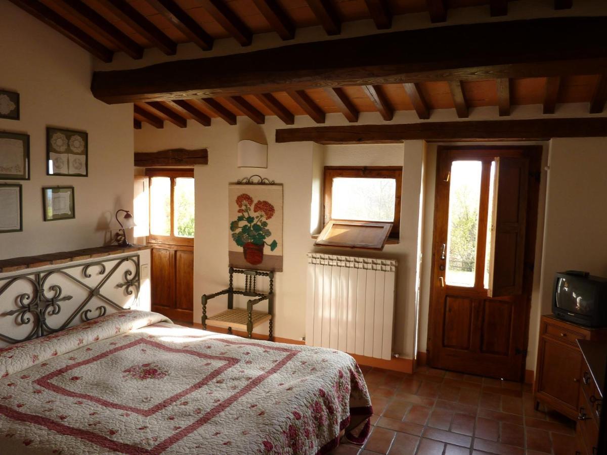 Podere Pietreta ラディコーファニ エクステリア 写真