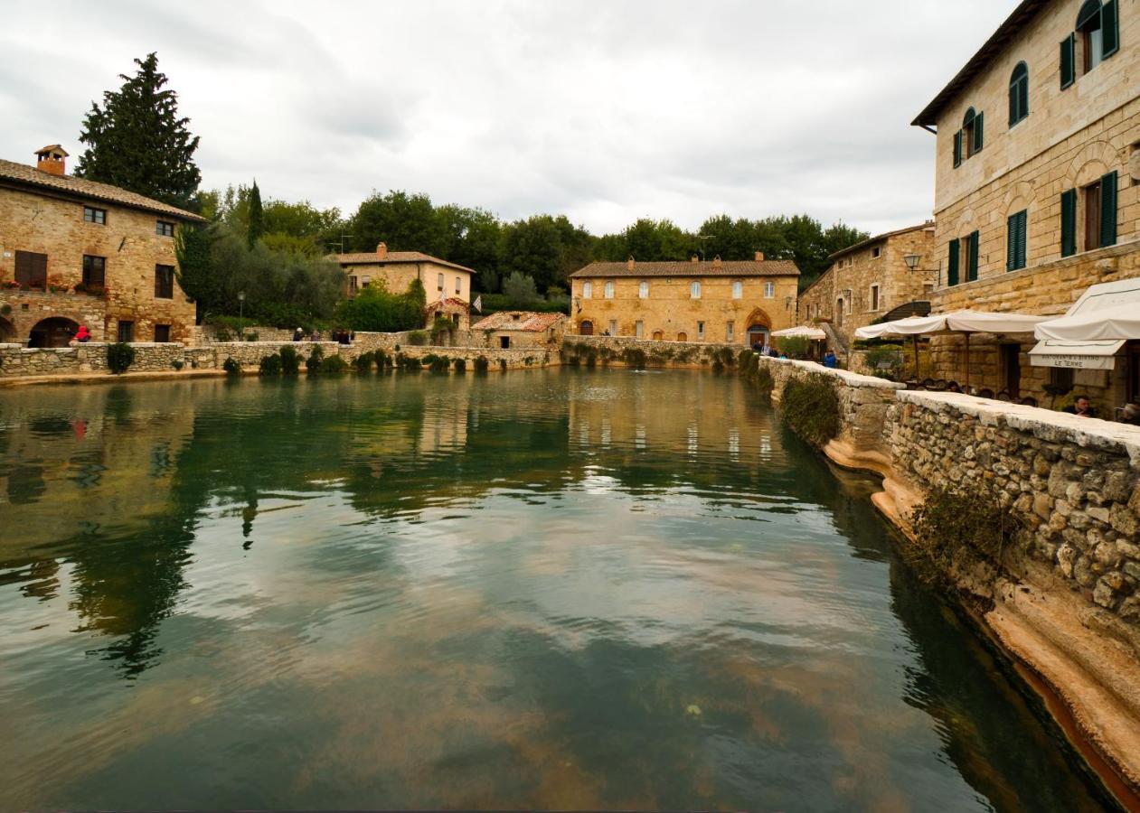 Podere Pietreta ラディコーファニ エクステリア 写真